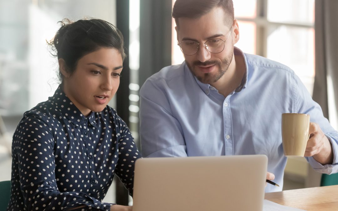 ¿Estás construyendo tu negocio digital o clonando el de tu mentor?